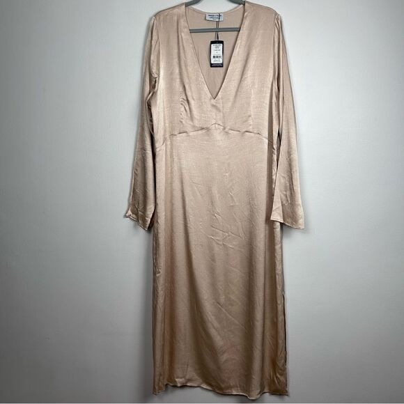 Smash + Tess Tan Sheath Maxi Dress V-Neck Long Sleeve - Picture 2 of 5